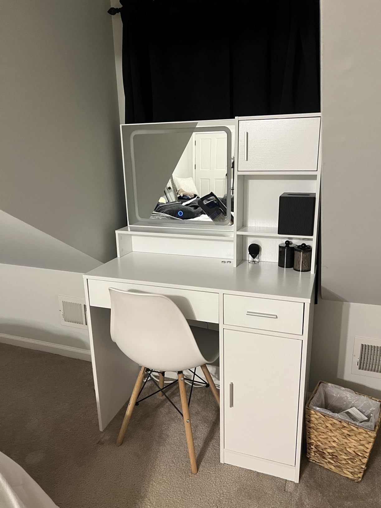 Tocador con espejo y tira de luz LED, tocador con cajón grande, 3 niveles de almacenamiento y 3 modos de iluminación con brillo ajustable, ideal para dormitorio (blanco)