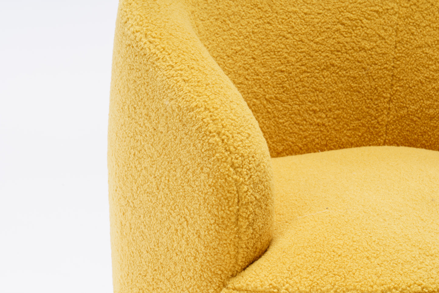 Sillón giratorio de tela Teddy con acento tipo barril y aro metálico con recubrimiento en polvo negro, amarillo