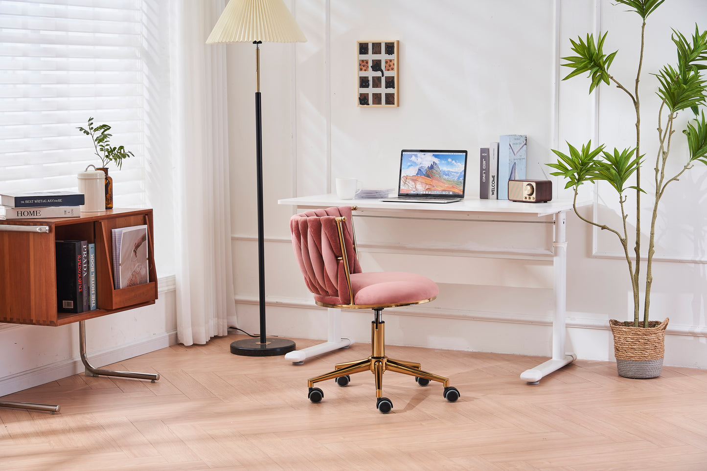 Silla de escritorio tapizada para oficina en casa con ruedas giratorias ajustables, ergonómica para sala de estar, dormitorio, oficina y estudio (rosa)