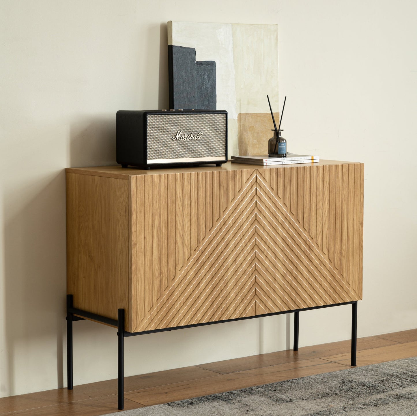 2 doors, with grooved storage cabinets for living rooms, dining rooms, and corridors, and a multifunctional control desk with storage cabinets