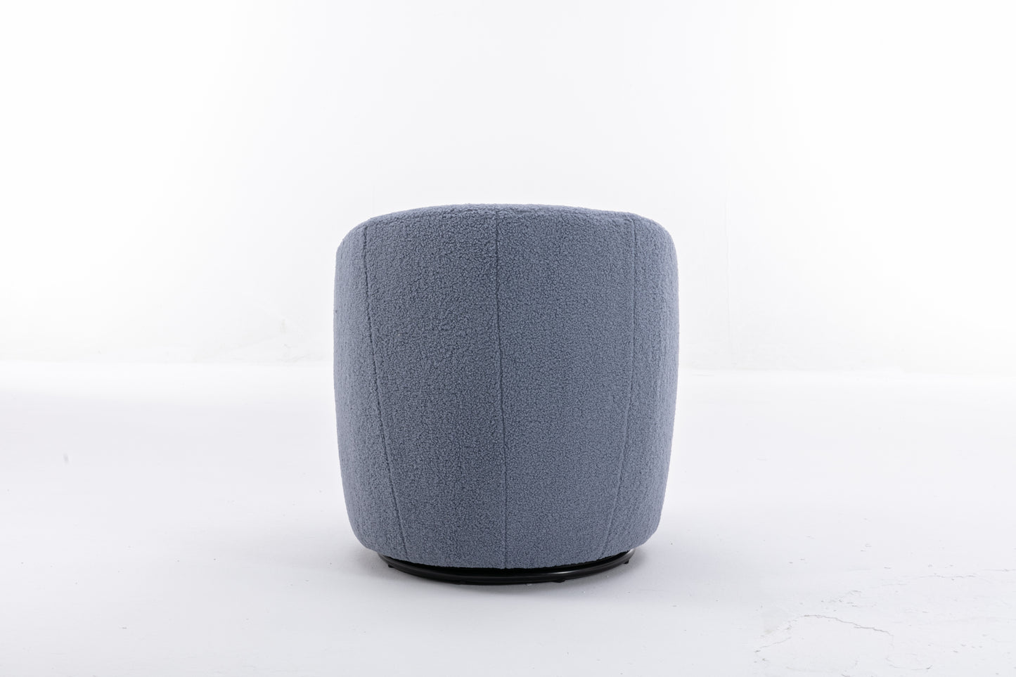 Sillón giratorio de tela Teddy con acento tipo barril y aro metálico con recubrimiento en polvo negro, azul claro