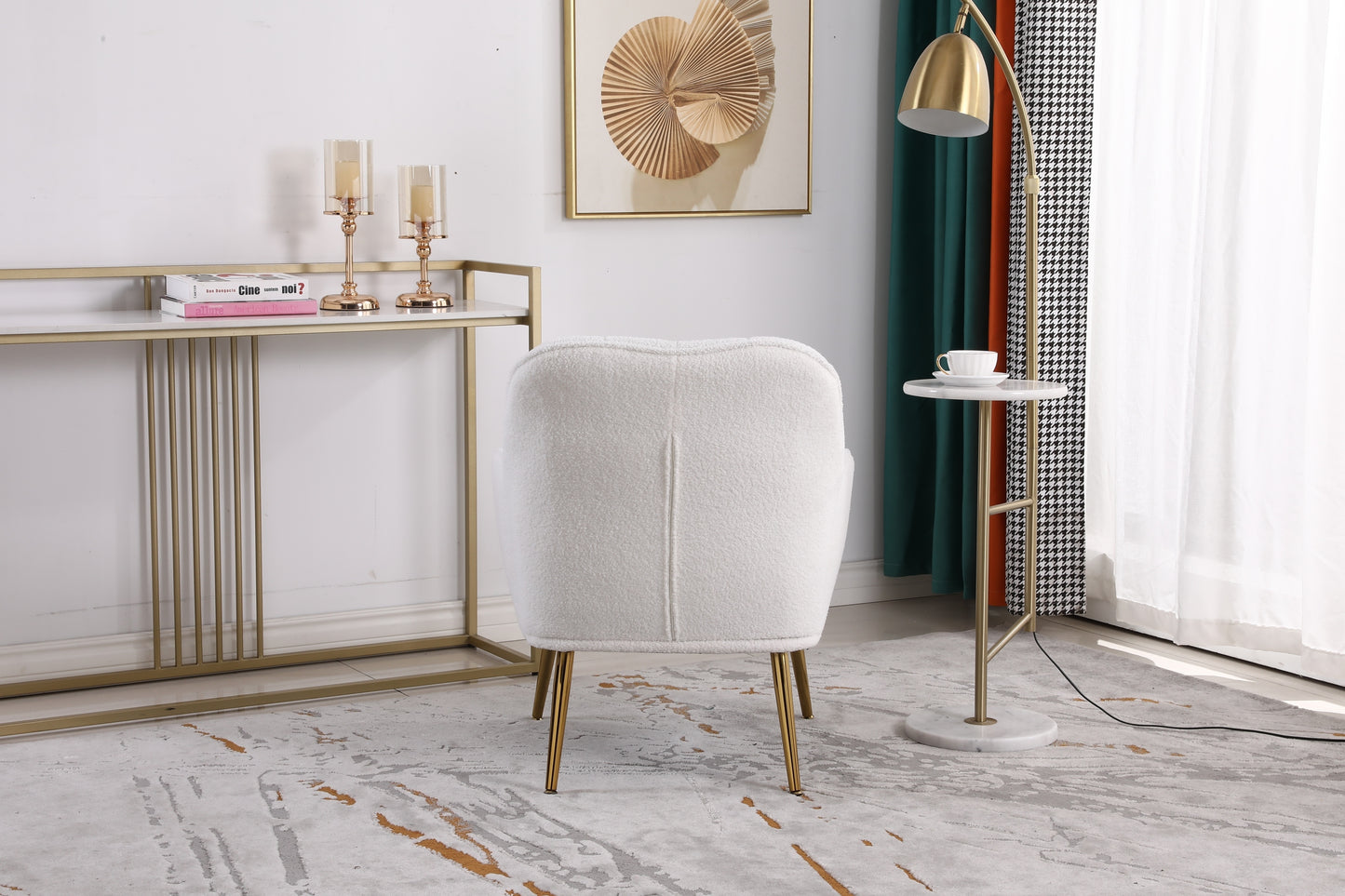 Sillón moderno y ergonómico de tela suave color blanco marfil para sala de estar, dormitorio, hogar, con patas doradas y patas ajustables para interiores.