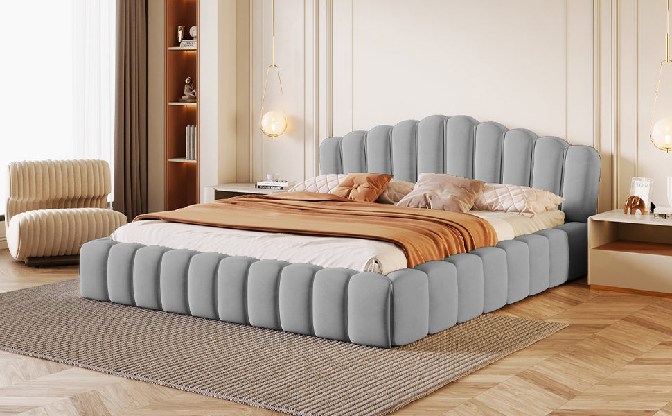 Cama Queen tapizada en terciopelo con marco de suelo y cabecero en forma de concha para dormitorio, sin necesidad de somier, color azul claro